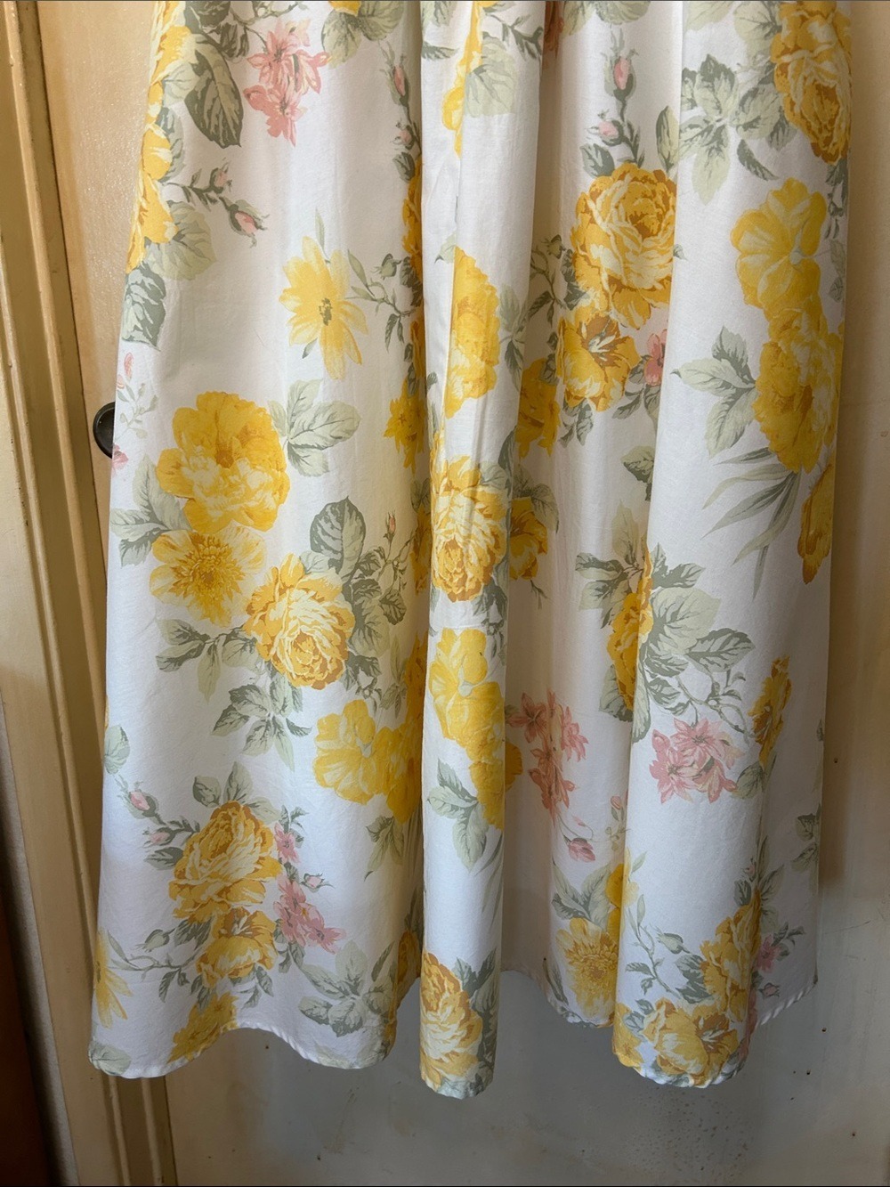 Wayf White Floral Corset Midi Dress with Yellow Roses size S - Picture 10 of 13